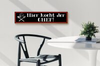 Holzschild Spruch 46x10cm hier kocht der Chef Küche Essen