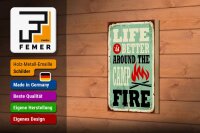 Holzschild Retro 12x18cm Camping campfire life is better