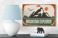 Holzschild Retro 18x12cm Mountain Explorer