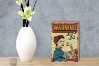 Holzschild Retro 12x18cm Pinup warning women at work Frau