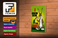 Holzschild Spruch 12x18cm I know how the rabbit runs Hase