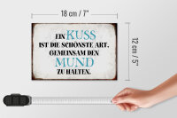 Holzschild Spruch 18x12cm ein Kuss ist schönste Art