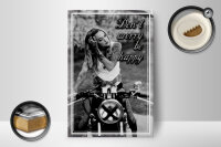 Holzschild Motorrad 12x18cm Biker Girl don´t worry happy