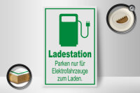 Holzschild Parken 12x18cm Ladestation nur Elektrofahrzeuge