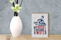Holzschild Spruch Pinup Proud mechanic wife 12x18 cm Dekoration