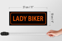 Holzschild Hinweis 27x10cm lady biker