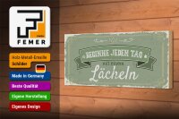 Holzschild Spruch Beginne jeden Tag mit dem Lächeln 27x10cm