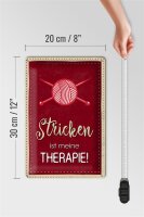 Blechschild Spruch 20x30cm Stricken ist meine Therapie
