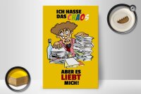 Holzschild Spruch 20x30cm Ich hasse Chaos aber es liebt mich