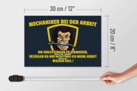 Holzschild Spruch 30x20cm Mechaniker bei der Arbeit