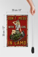 Holzschild Pinup 20x30cm Don`t mess with Girl in camo