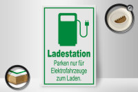 Holzschild Parken 20x30cm Ladestation nur Elektrofahrzeuge