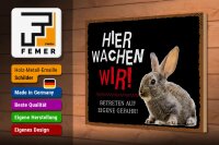 Holzschild Spruch 30x20cm Tiere Hase hier wachen wir