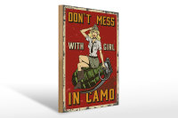 Holzschild Pinup 30x40cm Don`t mess with Girl in camo