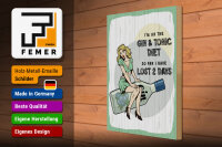 Holzschild Spruch Pinup I´m on the Gin & Tonic Diet 30x40cm