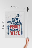 Holzschild Spruch Pinup Proud mechanic wife 30x40cm