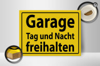 Holzschild Hinweis 40x30cm Garage Tag und Nacht freihalten