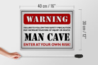 Holzschild Spruch 40x30cm Warning man cave enter at your weiß