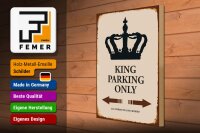 Holzschild Spruch 30x40cm King parking only Krone