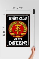 Holzschild Spruch 30x40cm schöne Grüße aus dem Osten